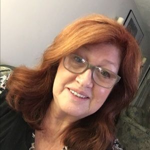 Meet your Posher, Julianne